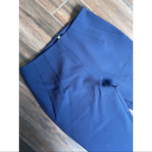 NWOT Mo:vint Cropped Navy Straight Leg Trouser - Picture 3 of 4